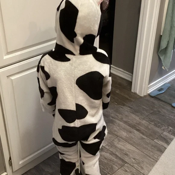 Kids Cow Costume with Hood - Picture 6 of 6